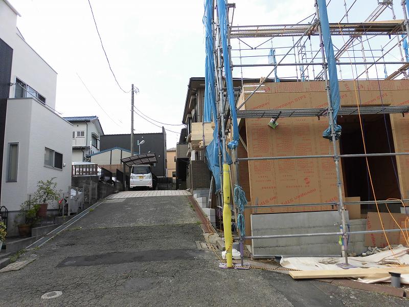 ＜新築＞東横線白楽駅歩15分・ブルーライン線片倉町駅歩14分他　成約済み